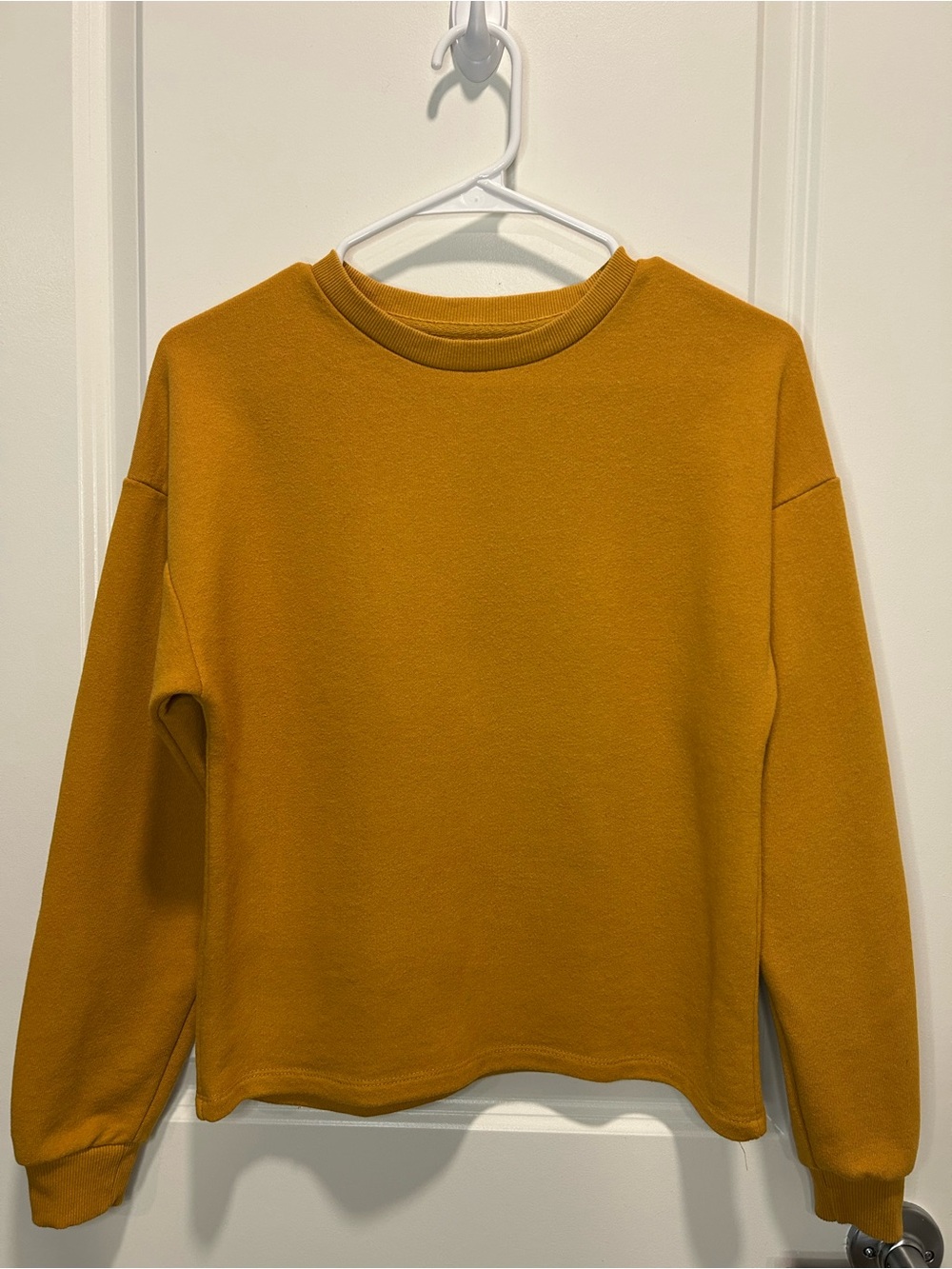 Pull&Bear Mustard Yellow Crewneck Sweatshirt | Women’s | XS